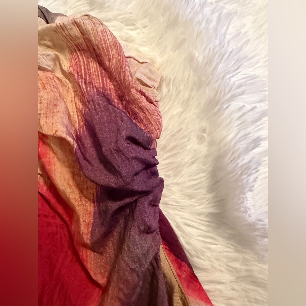 DKNY Red and Beige V-Neck Blouse - Picture 8 of 10
